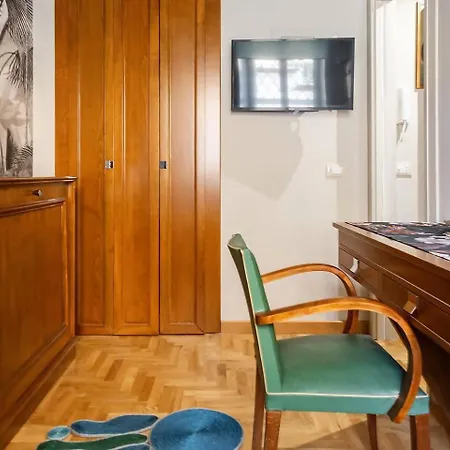 Maison Et Lorangerie Apartamento *